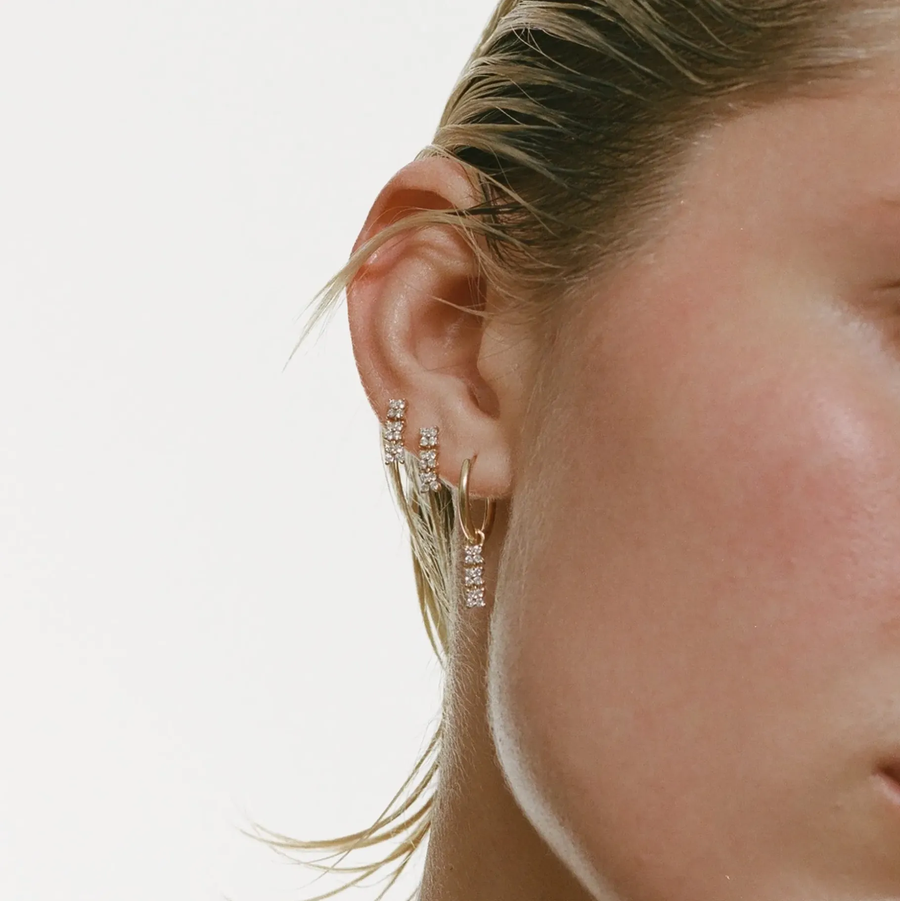 Des Boucles D'Oreilles<Anissa Kermiche Boucle D'Oreille Trio Bronte Dore