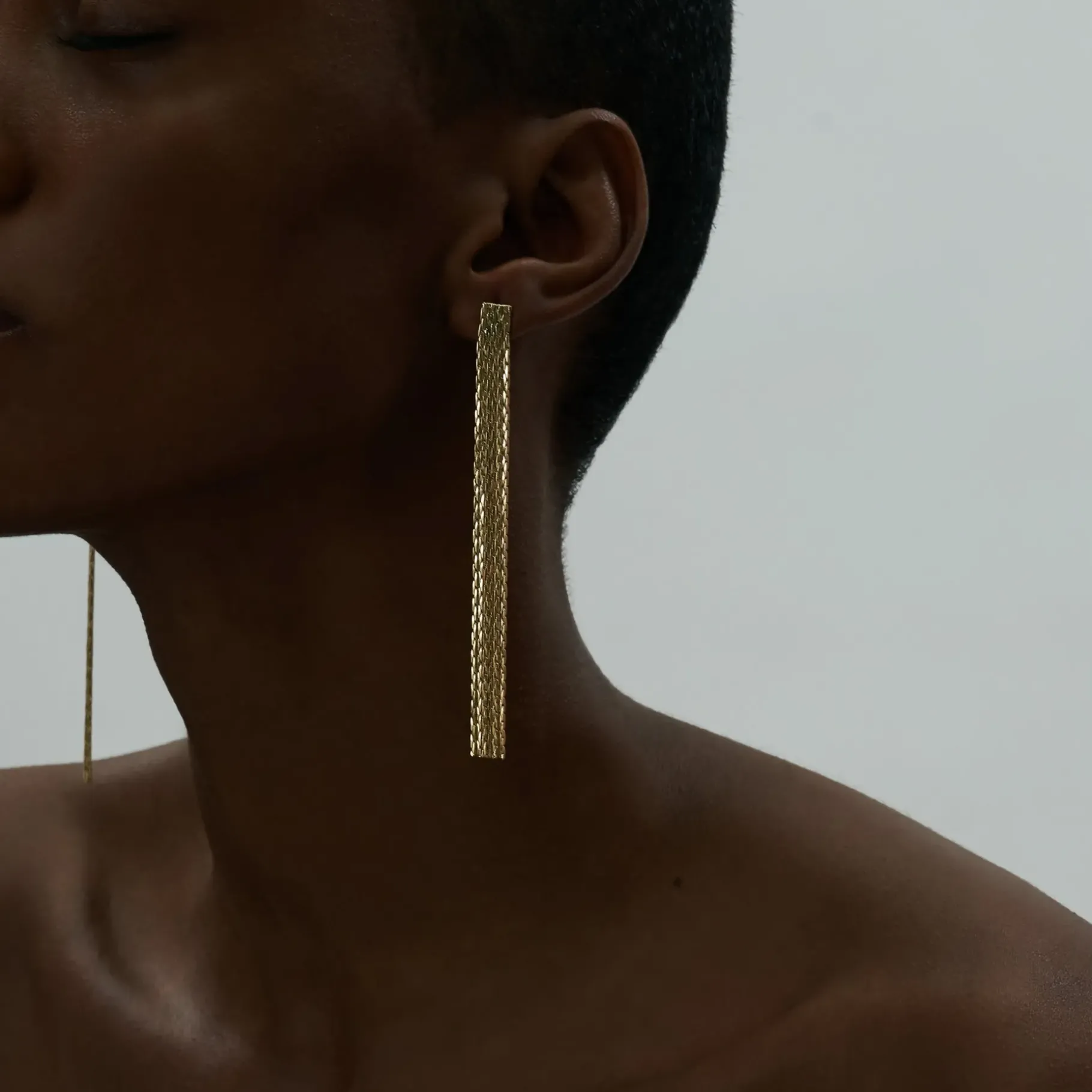 Des Boucles D'Oreilles<Anissa Kermiche Boucles D'Oreilles Fines Fil D'Or