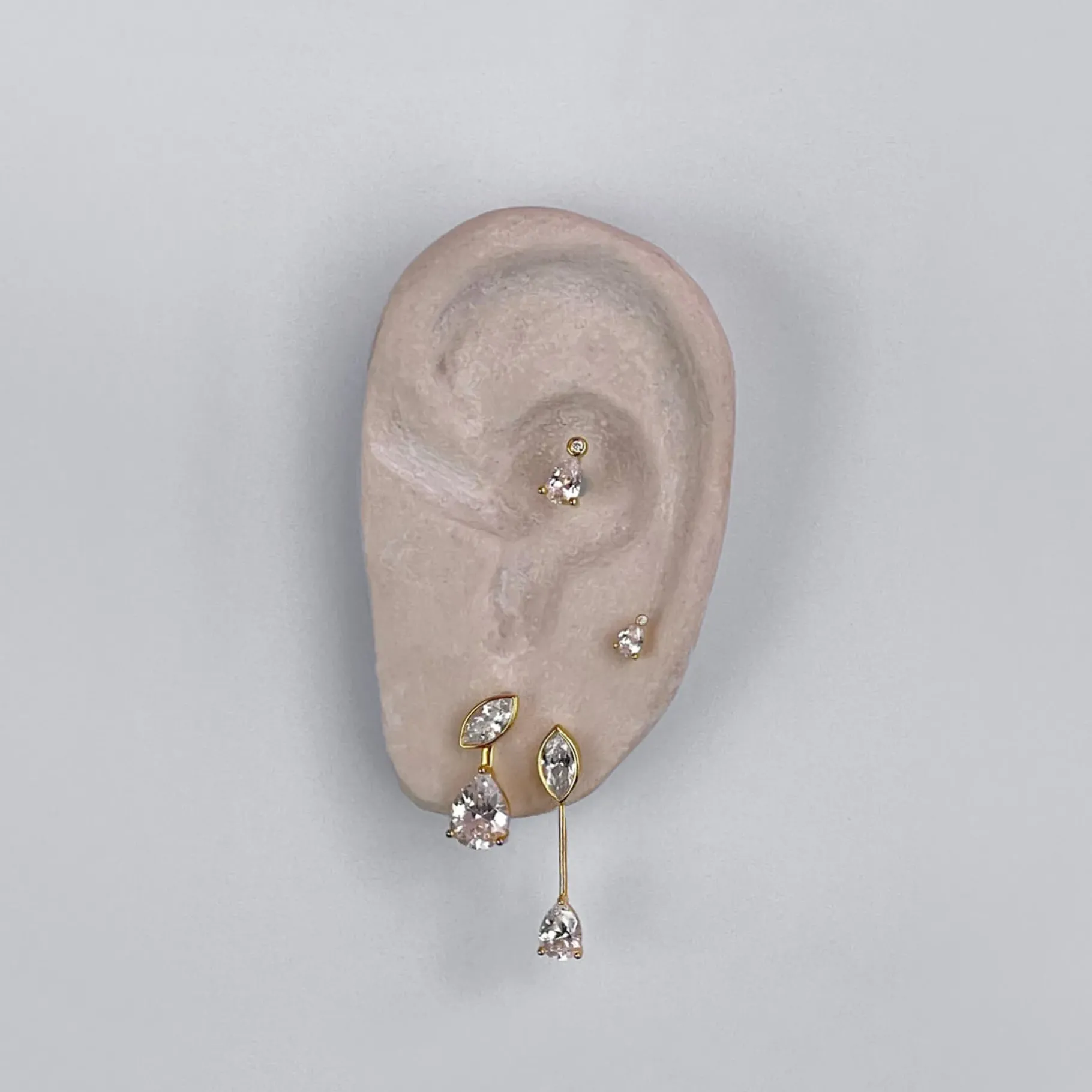 Des Boucles D'Oreilles<Anissa Kermiche Boucles D'Oreilles Mesmeriques