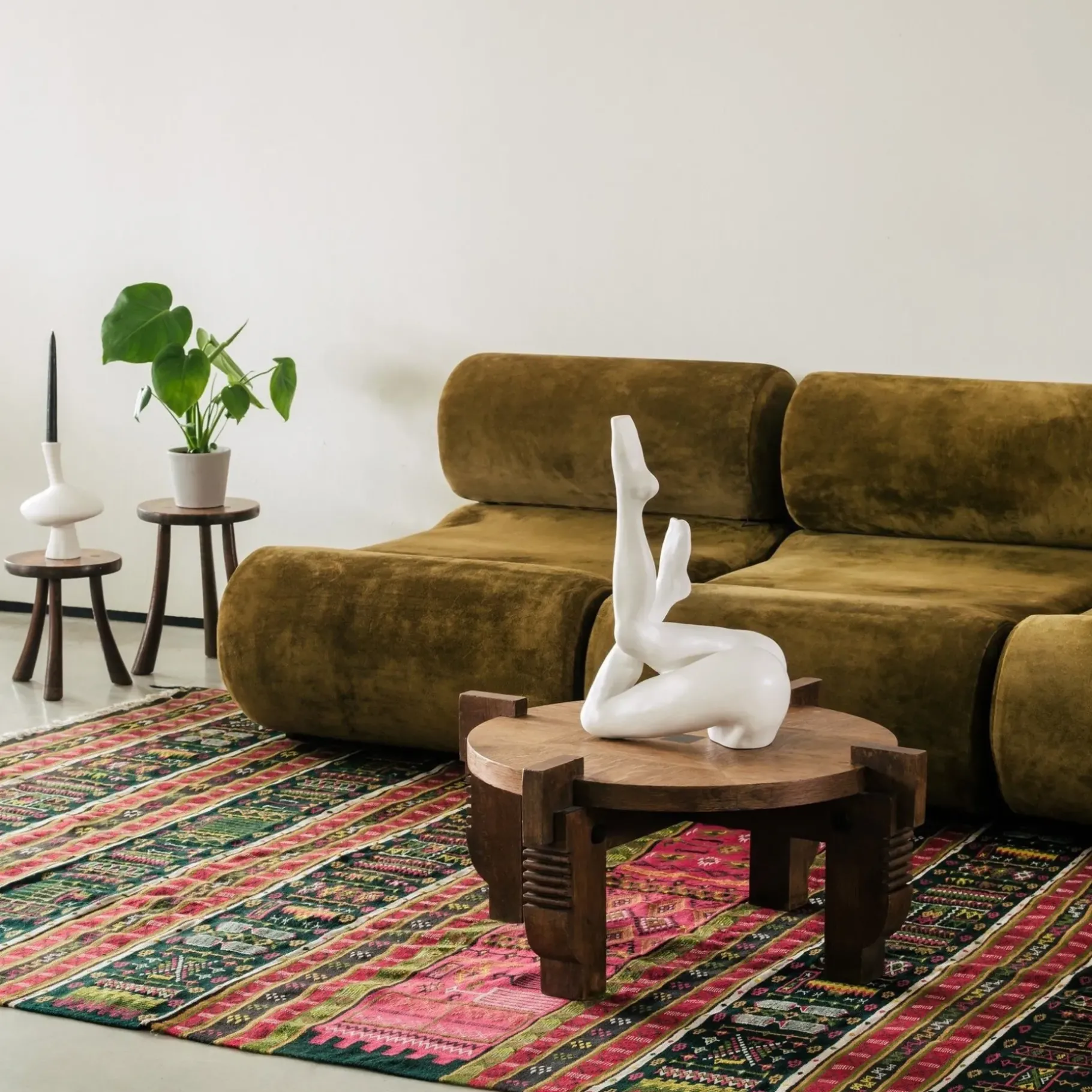 Maison<Anissa Kermiche Jambes 11 (Blanc)