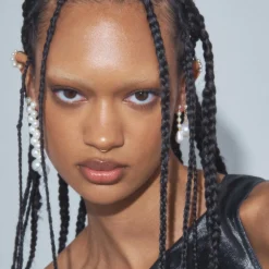 Des Boucles D'Oreilles<Anissa Kermiche Manchette D'Oreille Accrochee A Vous
